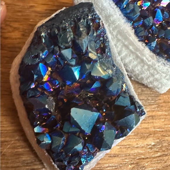 Aura Amethyst Geode Crystal - Picture 9 of 10